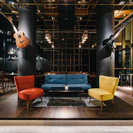 Ruby Lilly Hotel & Bar