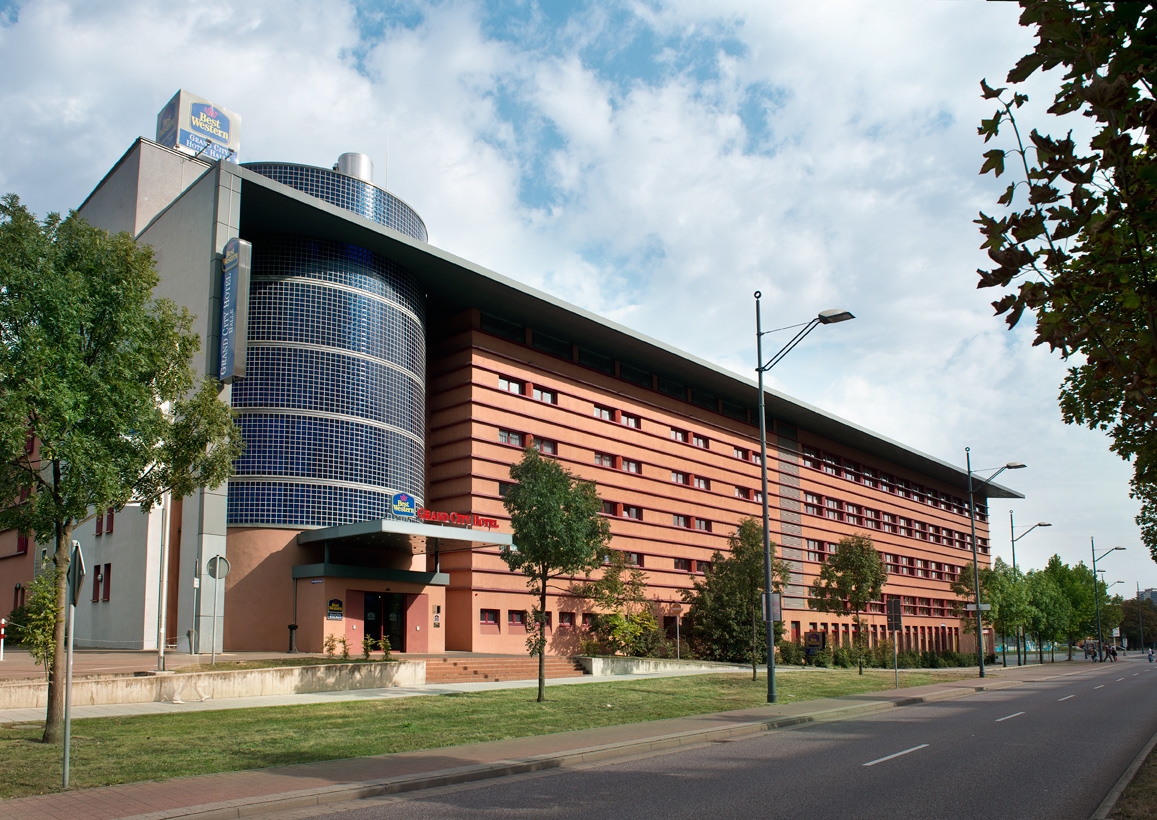 TRYP by Wyndham Halle Hotel