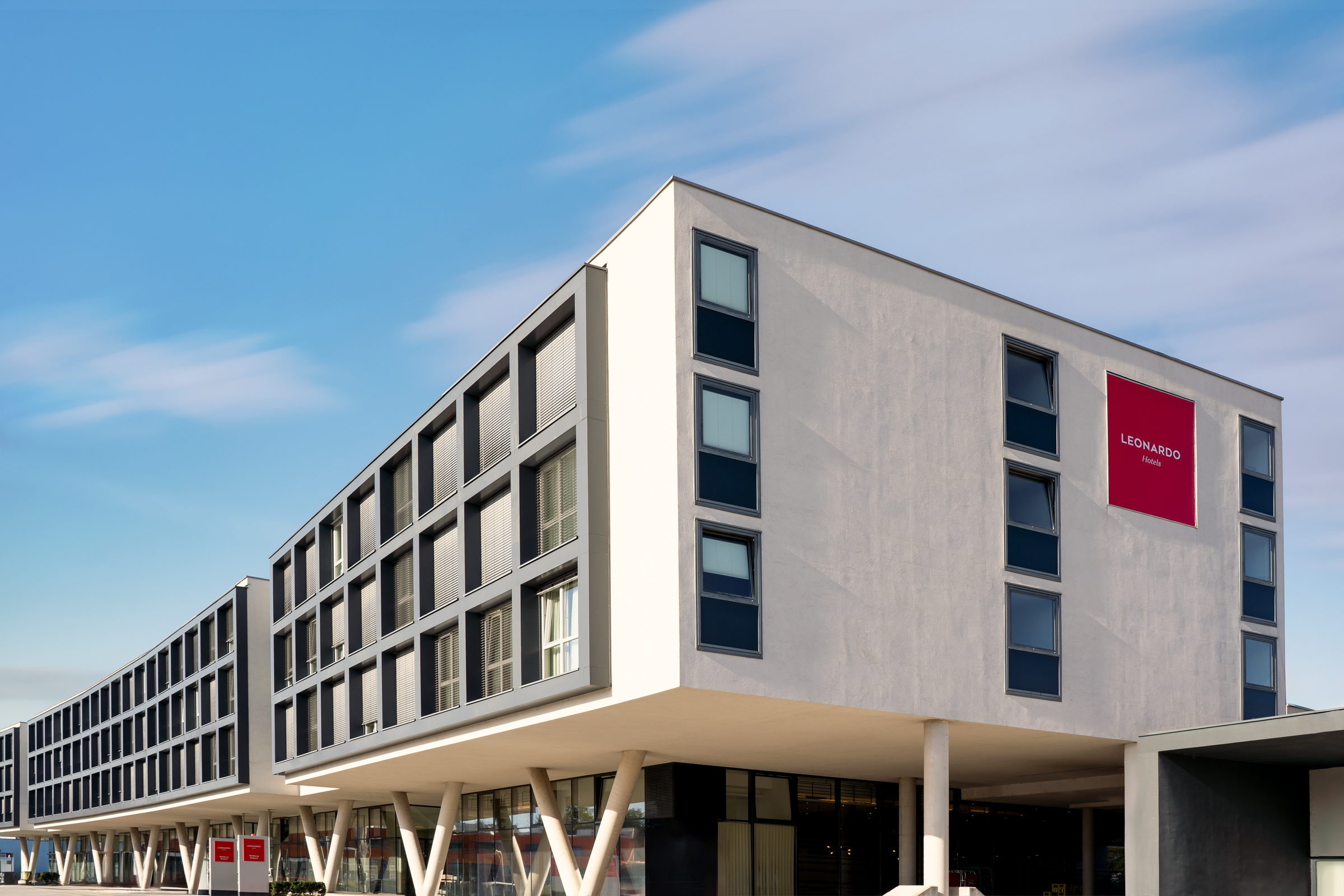 Leonardo Salzburg Airport