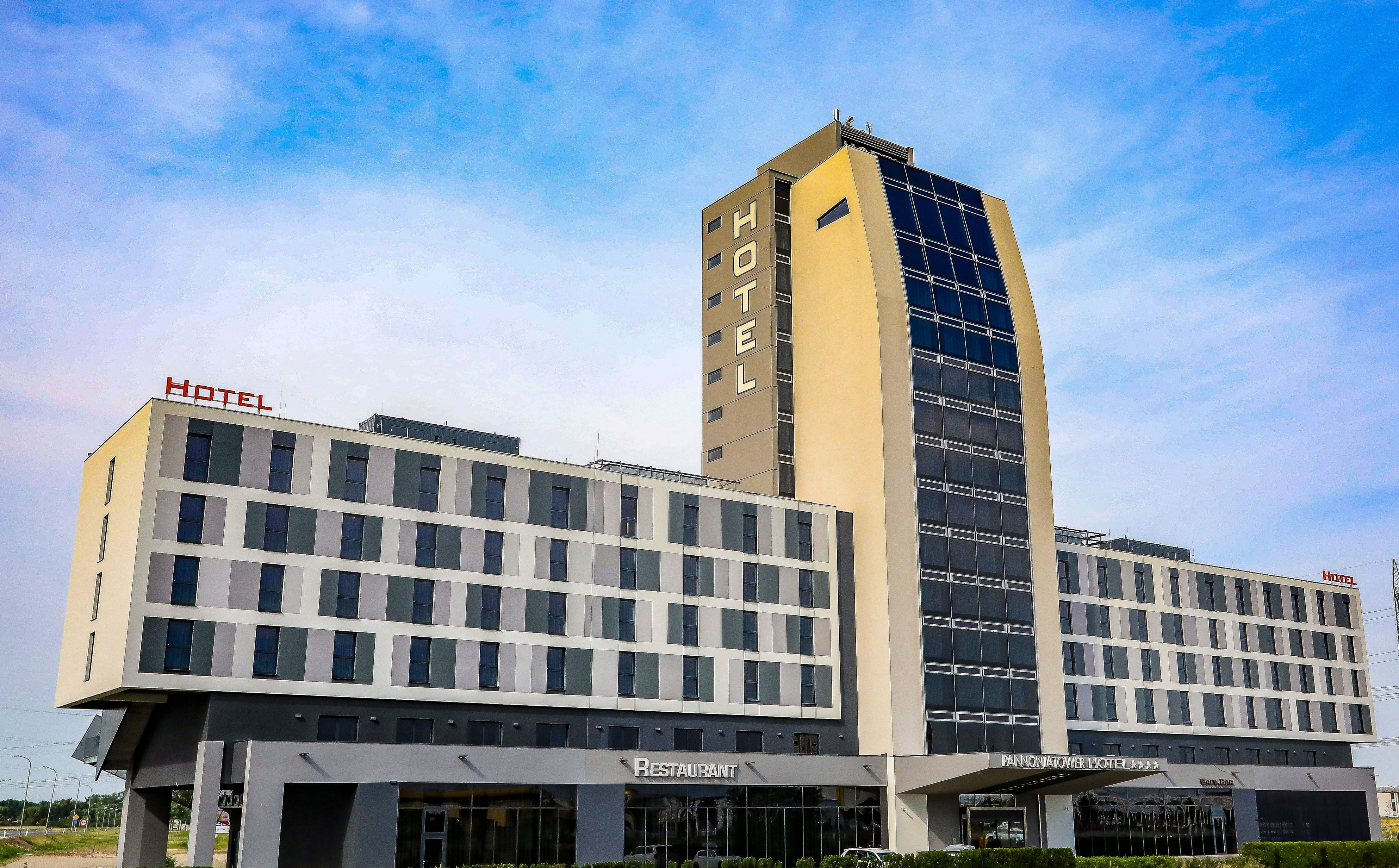Pannonia Tower Hotel Parndorf