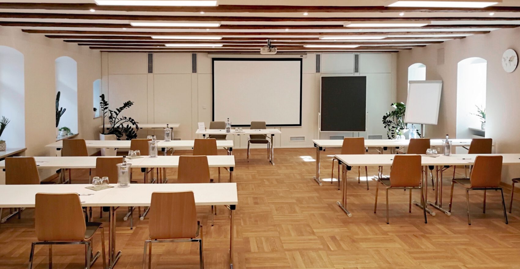 LAMM Hotel Restaurant