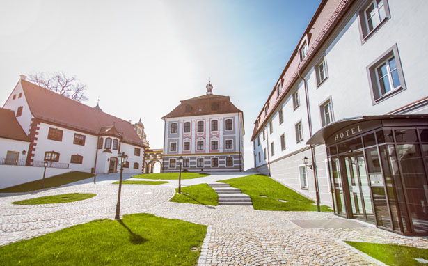 Hotel Schloss Leitheim